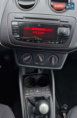 Хетчбек SEAT Ibiza 2011 в 