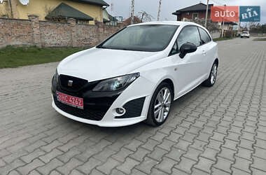 Хэтчбек SEAT Ibiza 2011 в 