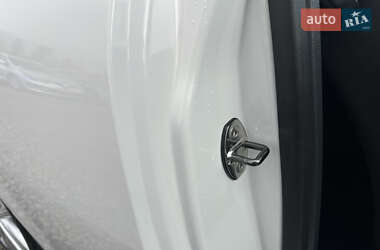 Хэтчбек SEAT Ibiza 2011 в 