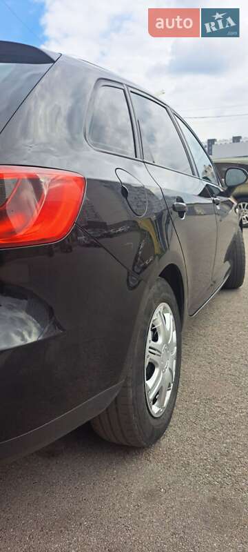 Универсал SEAT Ibiza 2012 в Чернигове