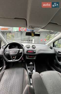 Хэтчбек SEAT Ibiza 2010 в 