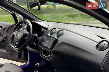 Хэтчбек SEAT Ibiza 2012 в 