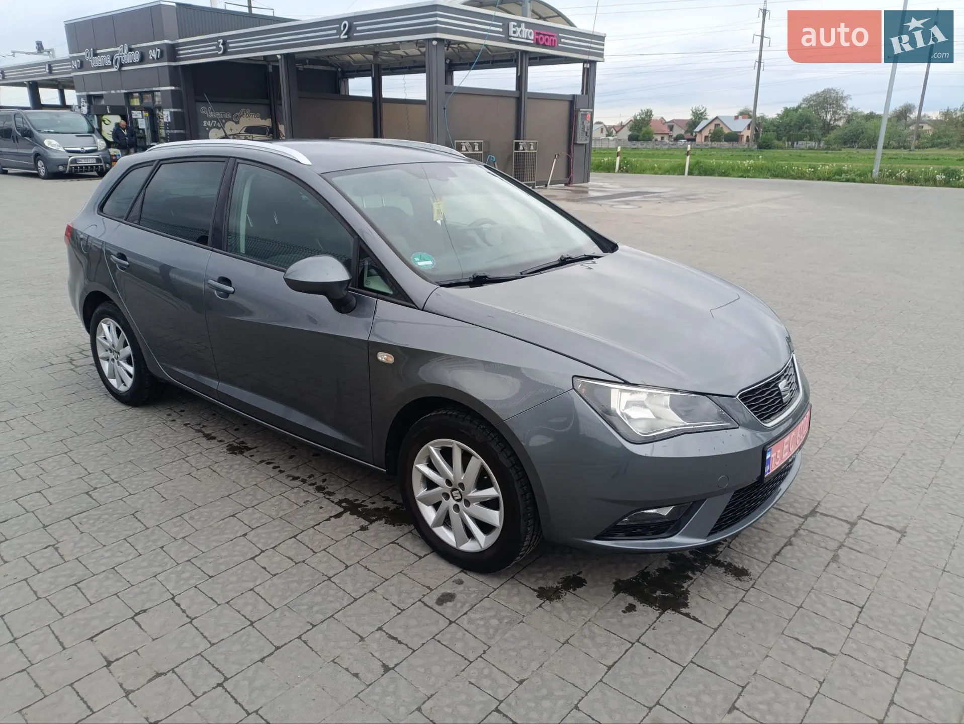 2014 SEAT Ibiza - мініатюра 4