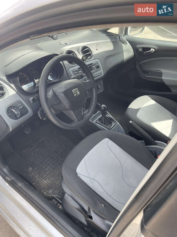 Хетчбек SEAT Ibiza 2014 в Києві