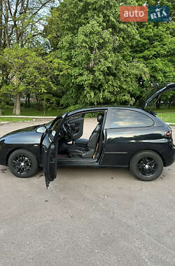 Хэтчбек SEAT Ibiza 2008 в 