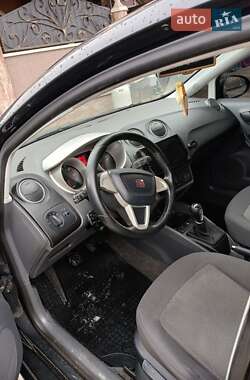 Хэтчбек SEAT Ibiza 2011 в 