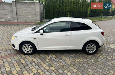 Хэтчбек SEAT Ibiza 2010 в 