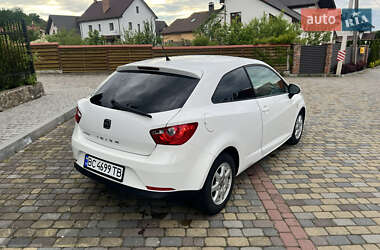 Хэтчбек SEAT Ibiza 2010 в 