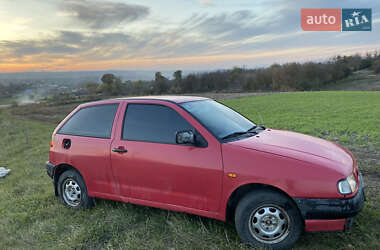 Хэтчбек SEAT Ibiza 1996 в 