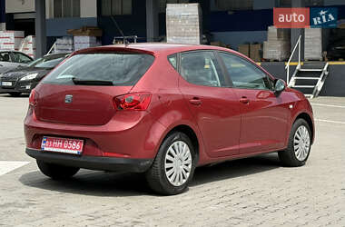 Хэтчбек SEAT Ibiza 2011 в 