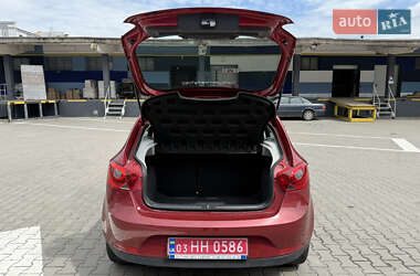 Хэтчбек SEAT Ibiza 2011 в 