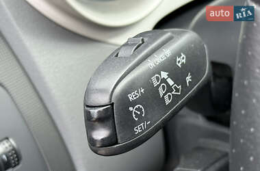 Хэтчбек SEAT Ibiza 2011 в 