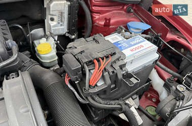 Хэтчбек SEAT Ibiza 2011 в 