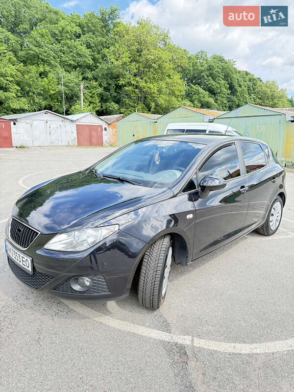 Хэтчбек SEAT Ibiza 2009 в Житомире