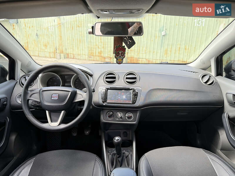 Хэтчбек SEAT Ibiza 2009 в Житомире