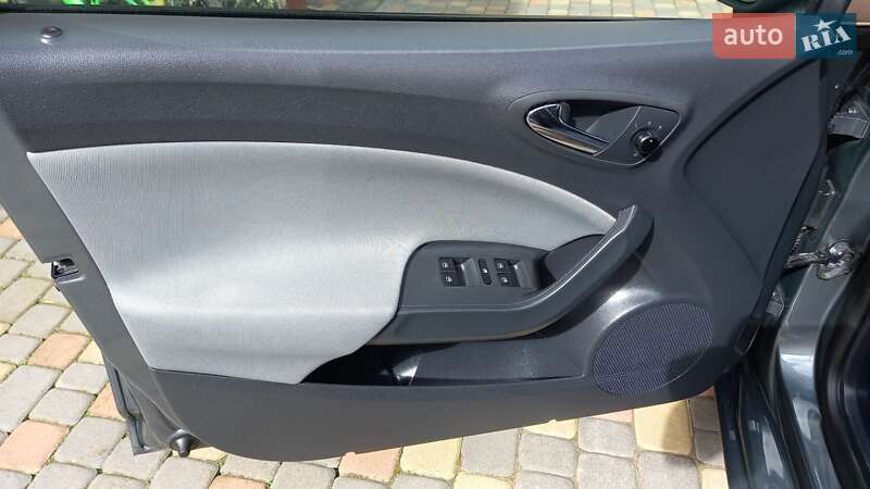 Хетчбек SEAT Ibiza 2013 в Калуші