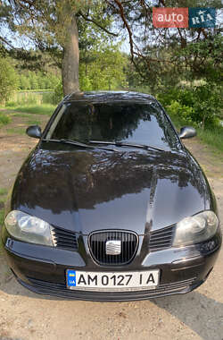 Хэтчбек SEAT Ibiza 2004 в Коростышеве
