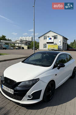 Хэтчбек SEAT Ibiza 2010 в 