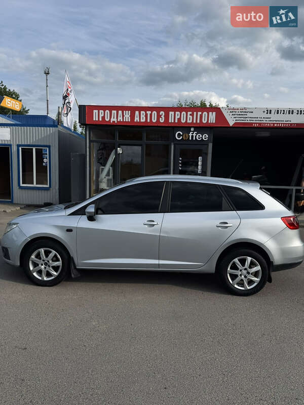 Хэтчбек SEAT Ibiza 2011 в Каменке