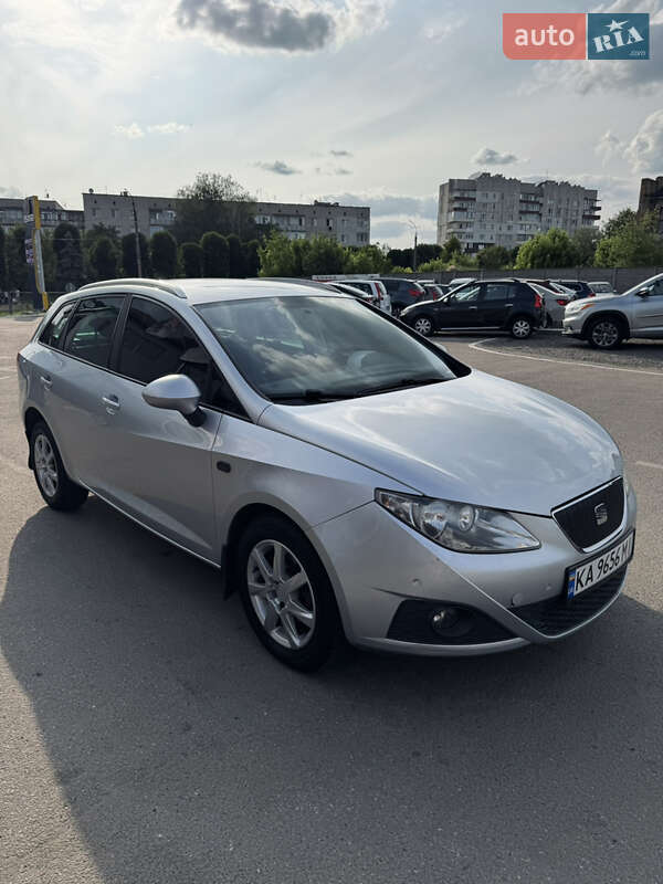 Хэтчбек SEAT Ibiza 2011 в Каменке