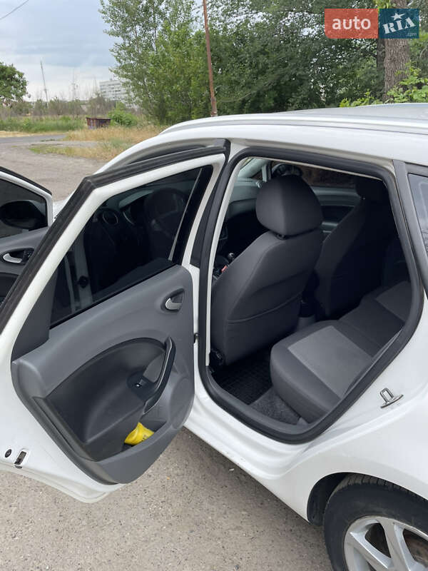 Універсал SEAT Ibiza 2011 в Слобожанському