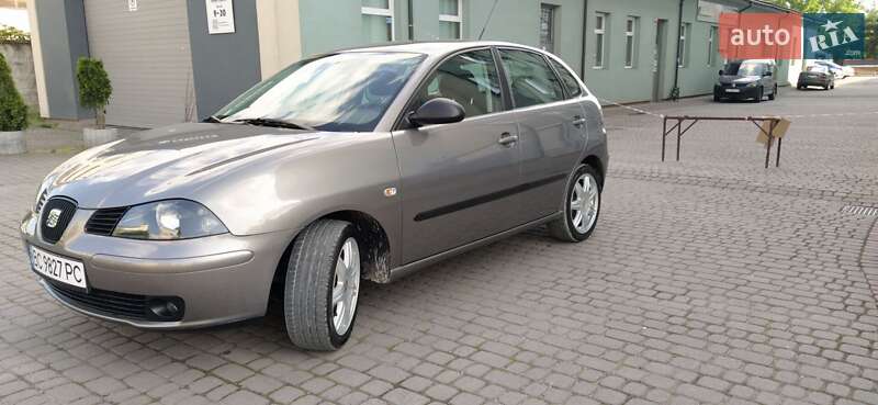 Хэтчбек SEAT Ibiza 2004 в Львове фото 24 Хэтчбек SEAT Ibiza 2004 в Львове