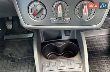 Хетчбек SEAT Ibiza 2008 в 