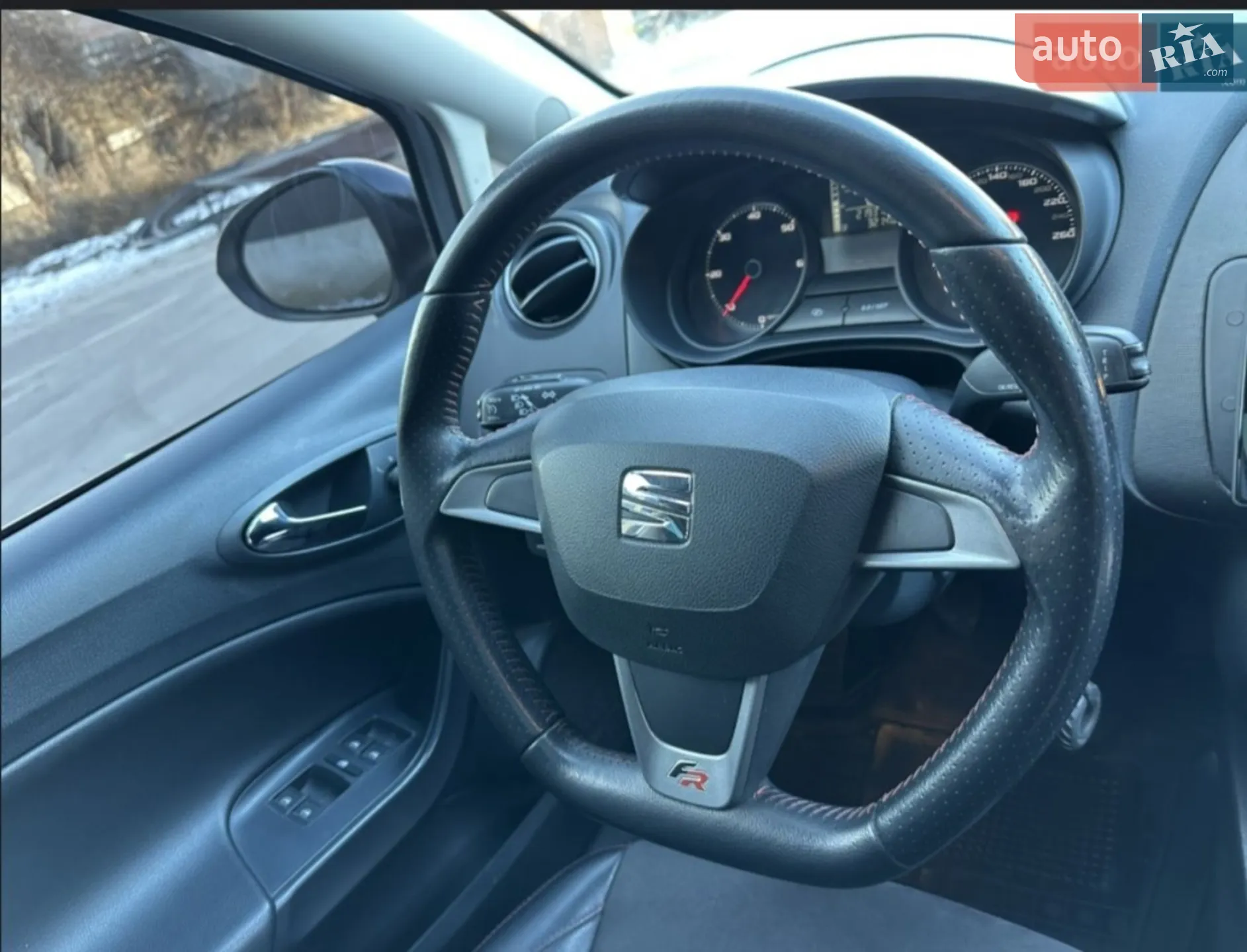 2015 SEAT Ibiza - мініатюра 5