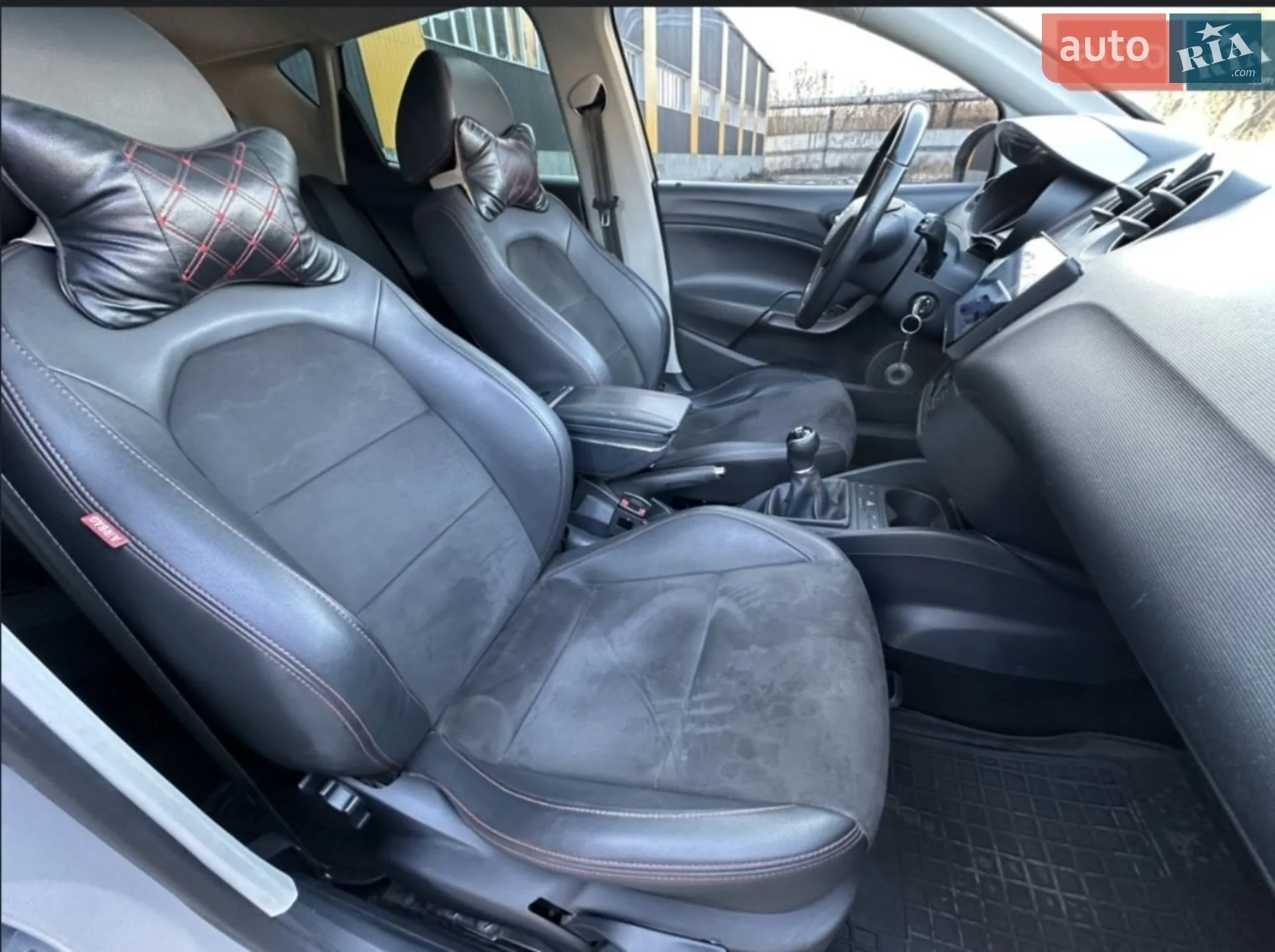 2015 SEAT Ibiza - мініатюра 8