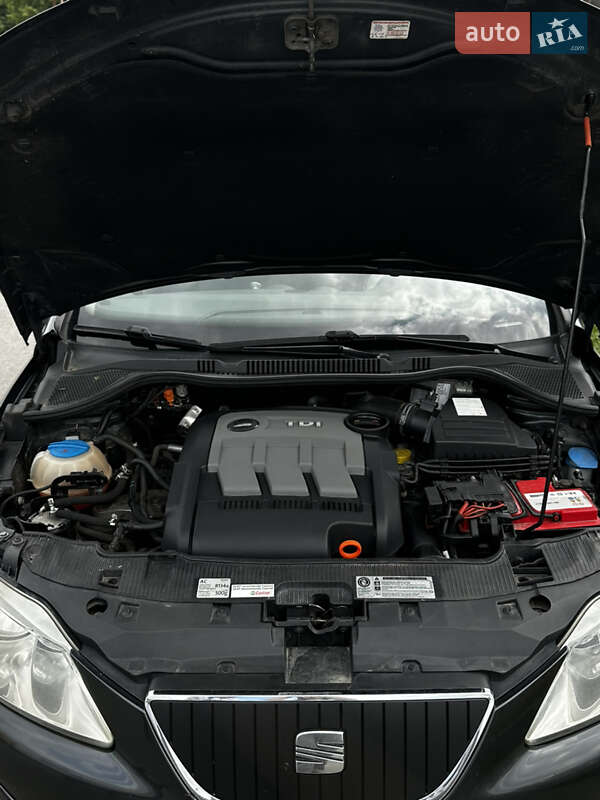 Хэтчбек SEAT Ibiza 2011 в Львове