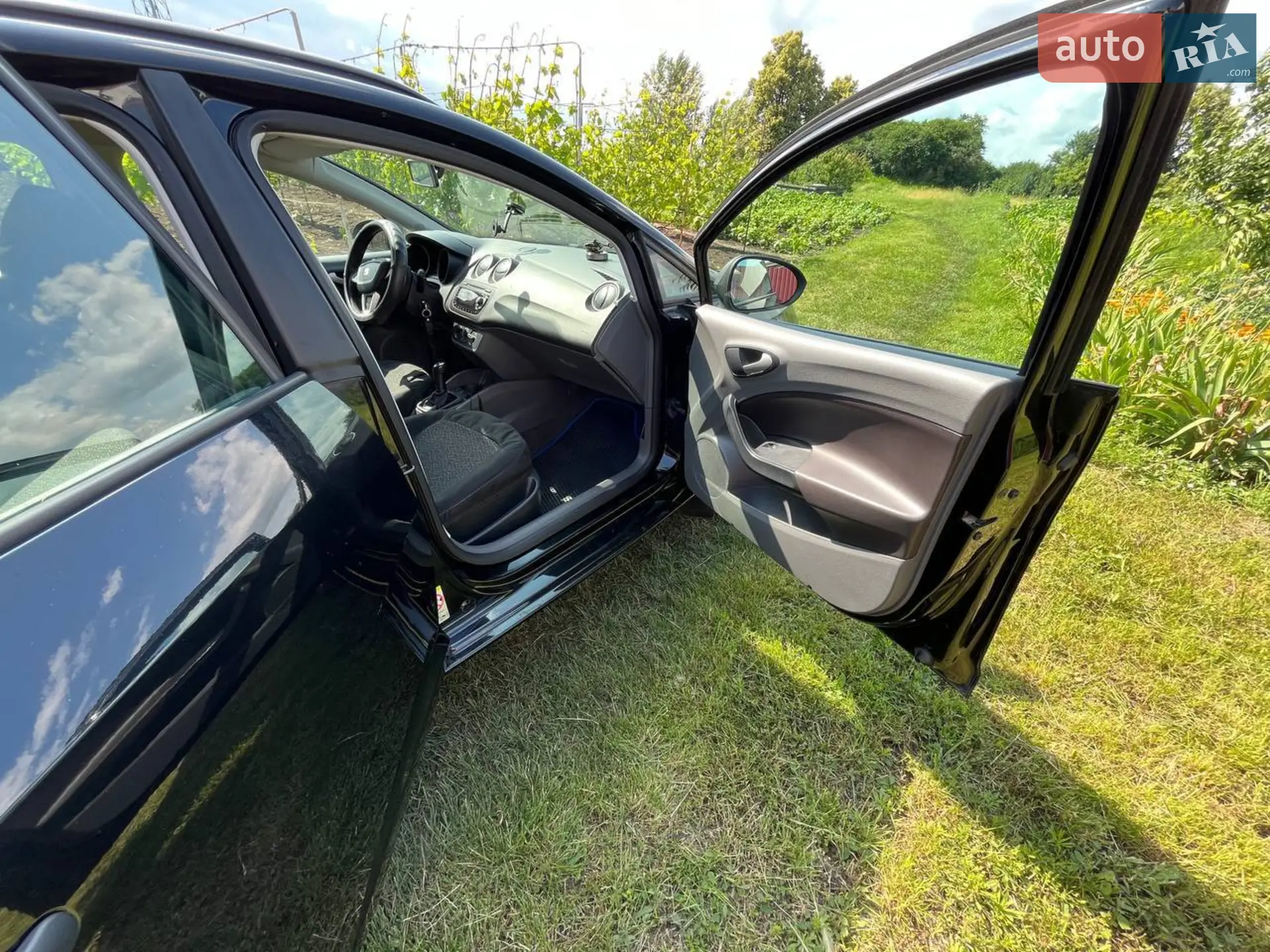 2011 SEAT Ibiza - мініатюра 15