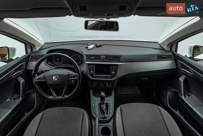 Хэтчбек SEAT Ibiza 2021 в Киеве