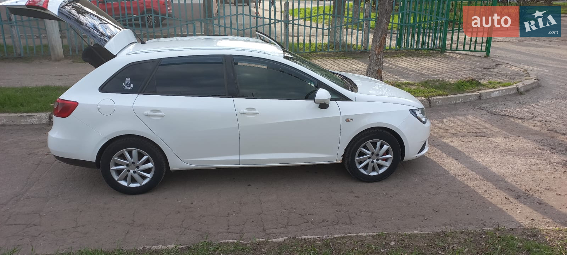 2012 SEAT Ibiza - мініатюра 6