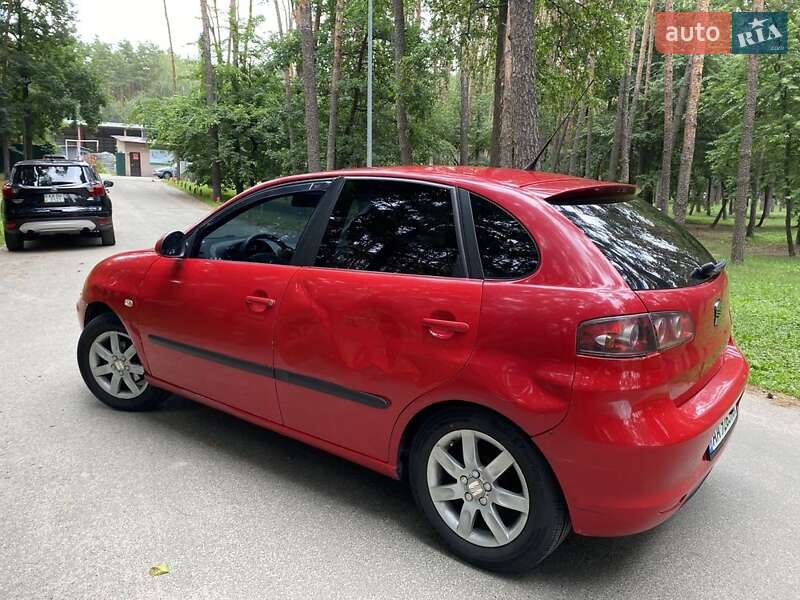 Хэтчбек SEAT Ibiza 2006 в Киеве