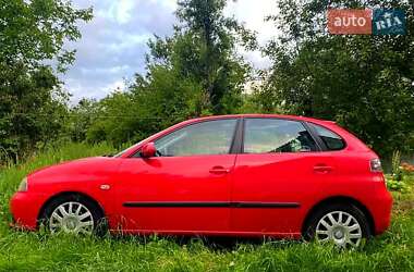 Хэтчбек SEAT Ibiza 2006 в Шполе