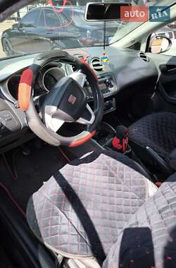 Хетчбек SEAT Ibiza 2010 в 