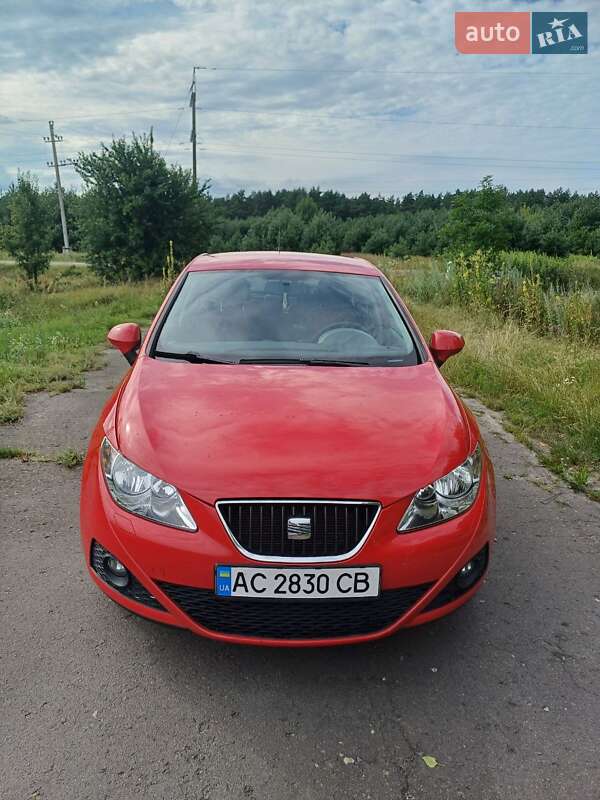 Хетчбек SEAT Ibiza 2010 в 