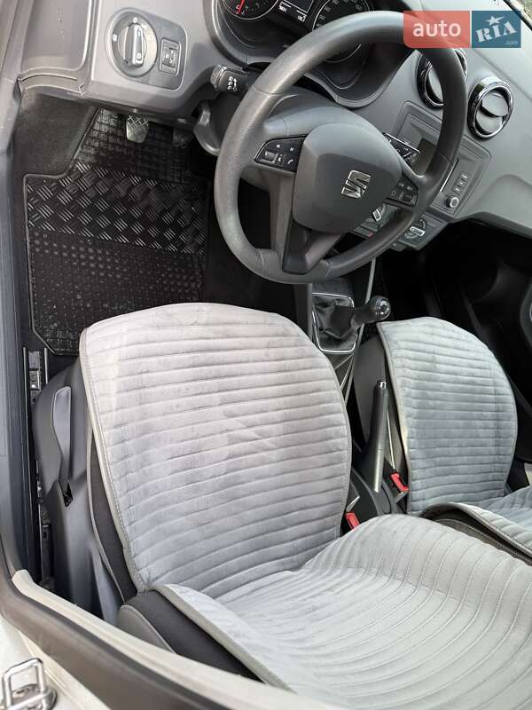 Хэтчбек SEAT Ibiza 2017 в Киеве