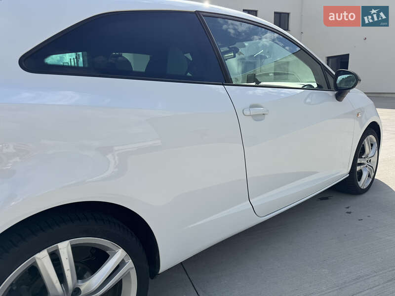 Хэтчбек SEAT Ibiza 2013 в Луцке