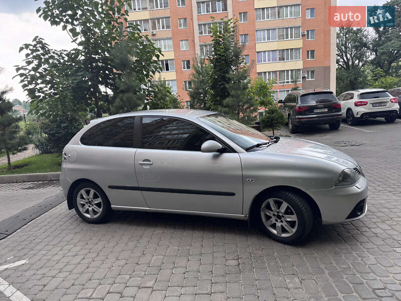 Хетчбек SEAT Ibiza 2006 в Вінниці