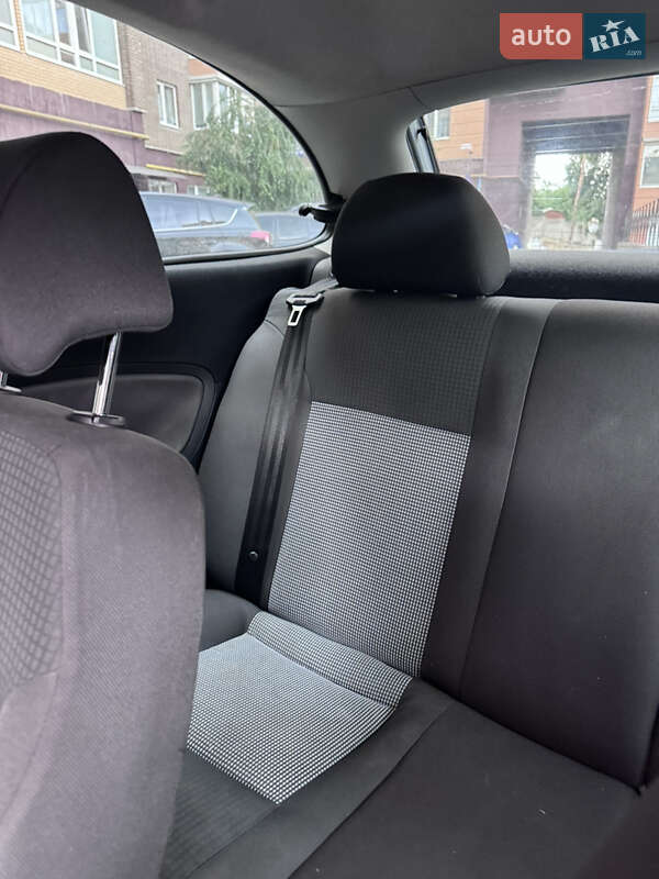 Хетчбек SEAT Ibiza 2006 в Вінниці