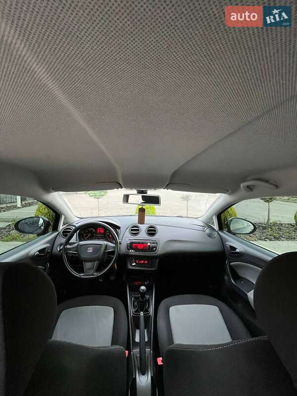 Хэтчбек SEAT Ibiza 2012 в Львове
