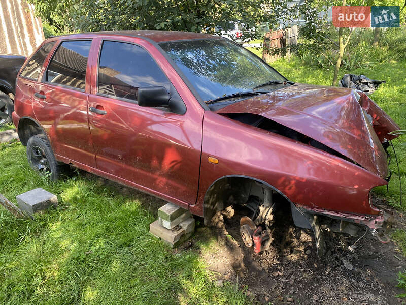 Хетчбек SEAT Ibiza 1995 в Рівному