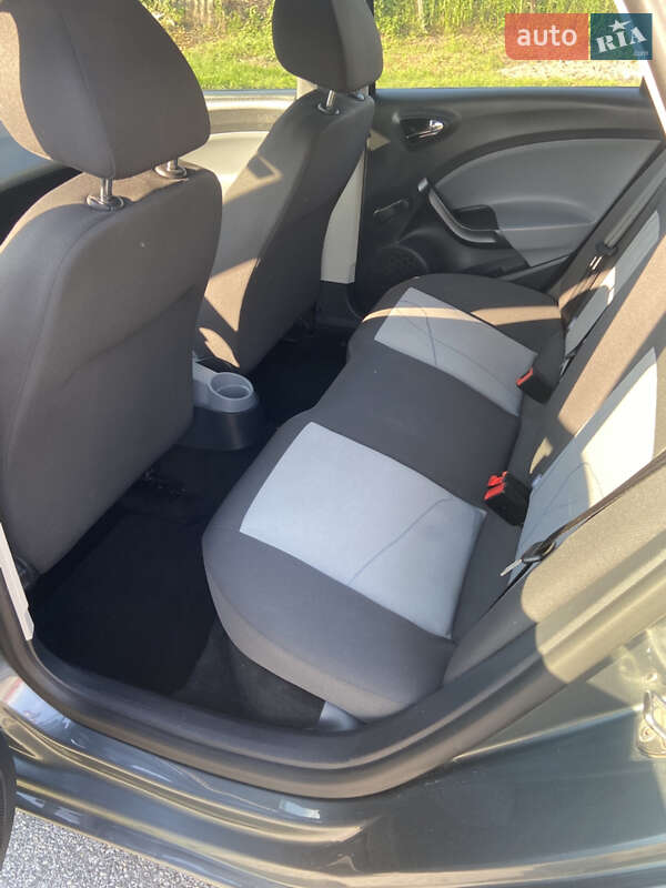 Универсал SEAT Ibiza 2015 в Киеве