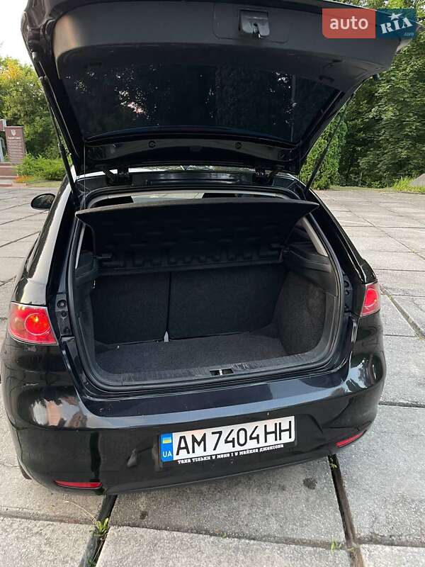 Хетчбек SEAT Ibiza 2006 в Хорошеві