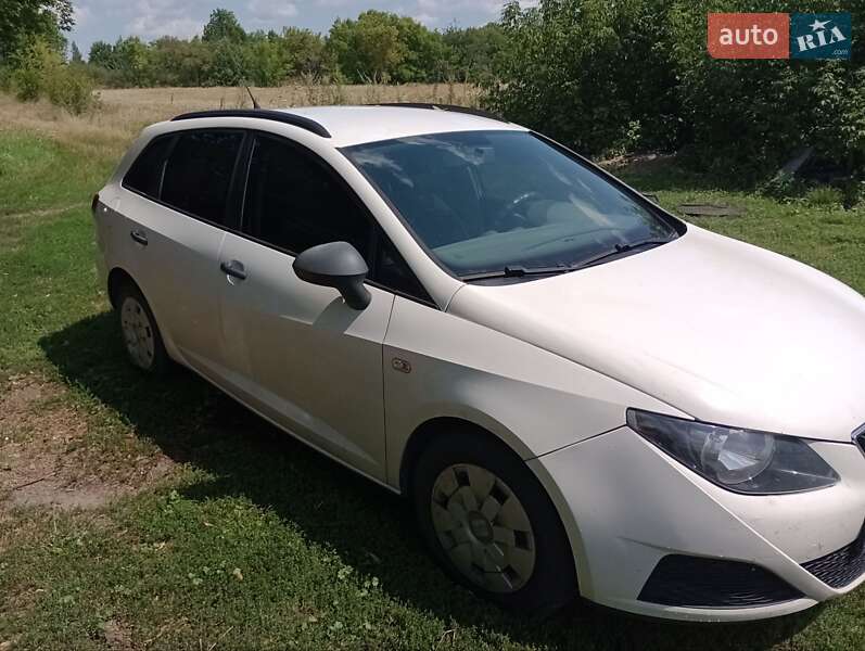Хэтчбек SEAT Ibiza 2011 в Киеве фото 5 Хэтчбек SEAT Ibiza 2011 в Киеве
