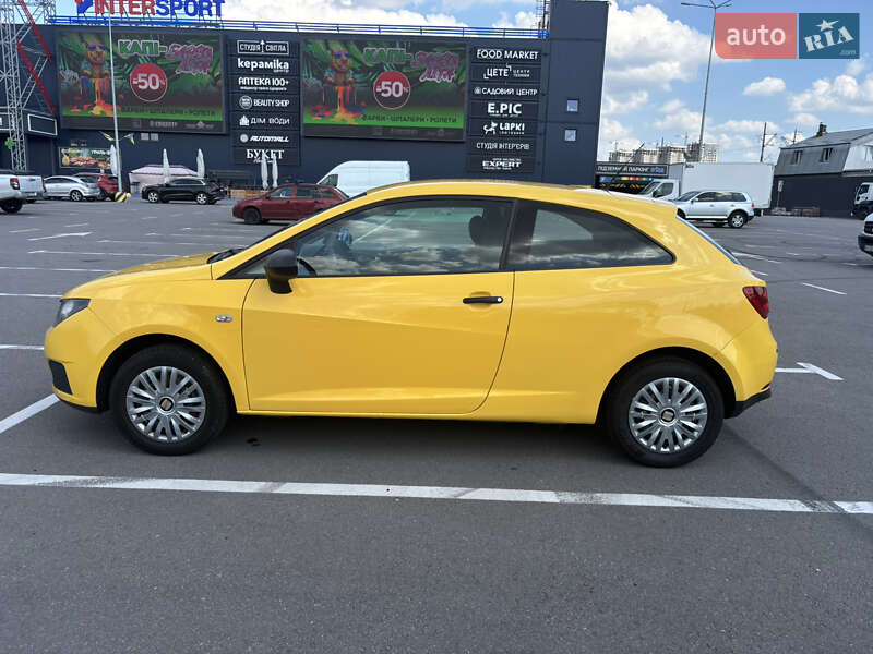 Хэтчбек SEAT Ibiza 2011 в Киеве