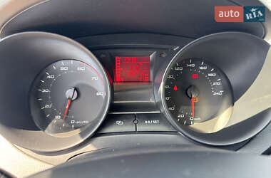Хэтчбек SEAT Ibiza 2011 в 