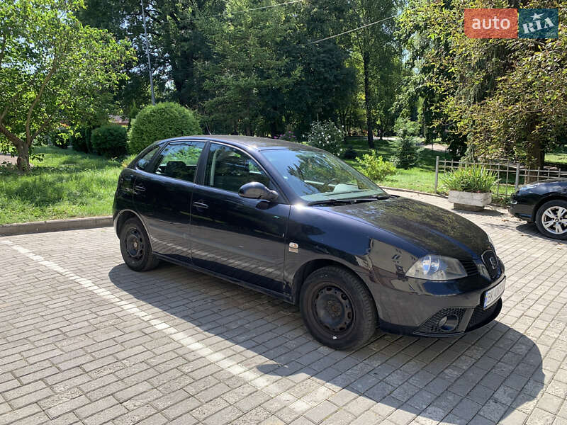 Хетчбек SEAT Ibiza 2007 в Рівному