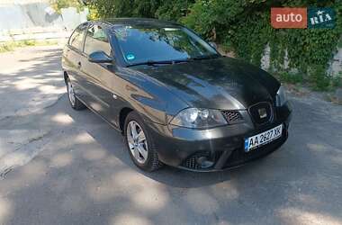 Хэтчбек SEAT Ibiza 2008 в Киеве